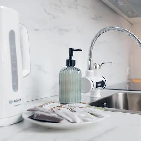 Centre & Cosy By Renters *